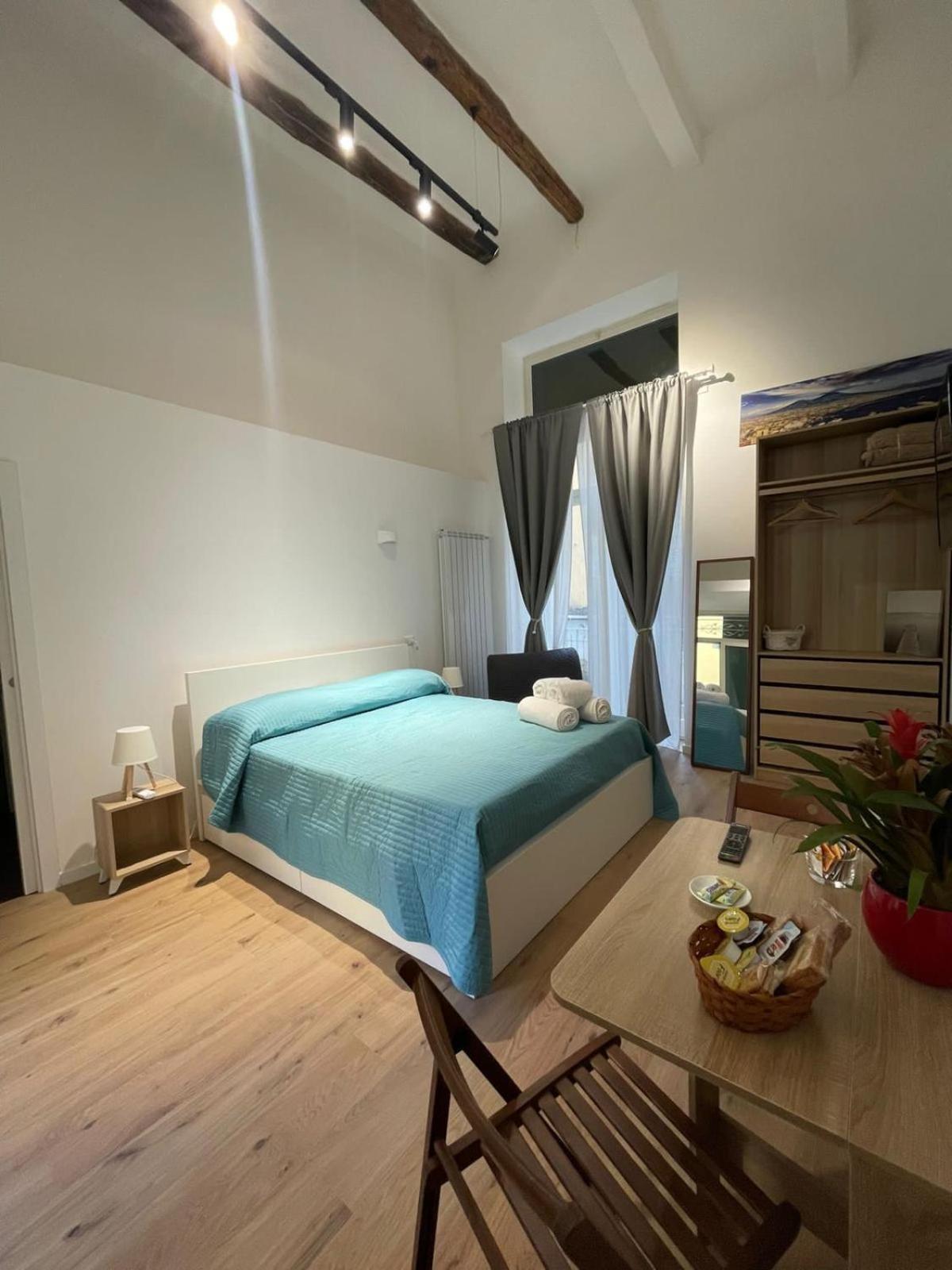 Nabi Riviera *